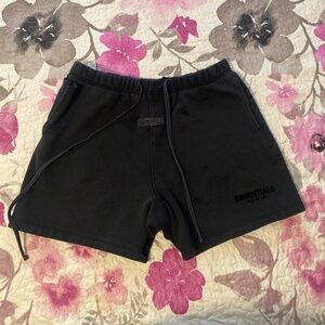 Men’s Essential shorts